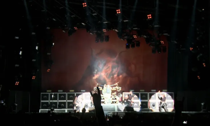 Accept: Restless and Live