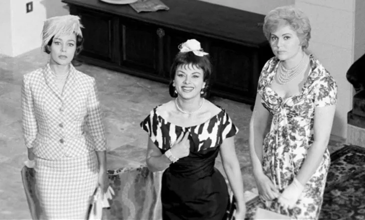 Adua and Her Friends