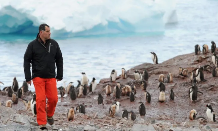 Antarctica: Ice & Sky
