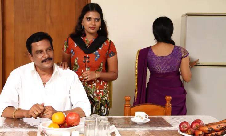 Avalukkenna Azhagiya Mugam