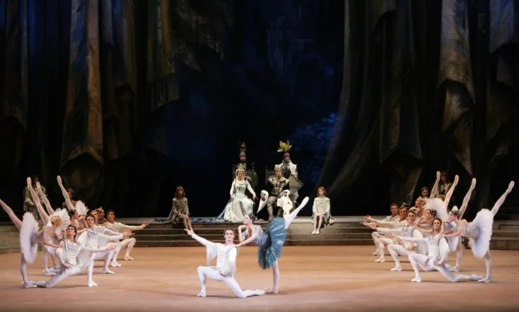 Bolshoi Ballet: Raymonda