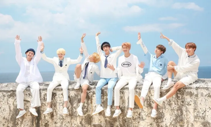 BTS 2018 Season's Greetings