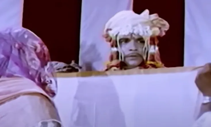 Chandanachi Choli Anga Anga Jali