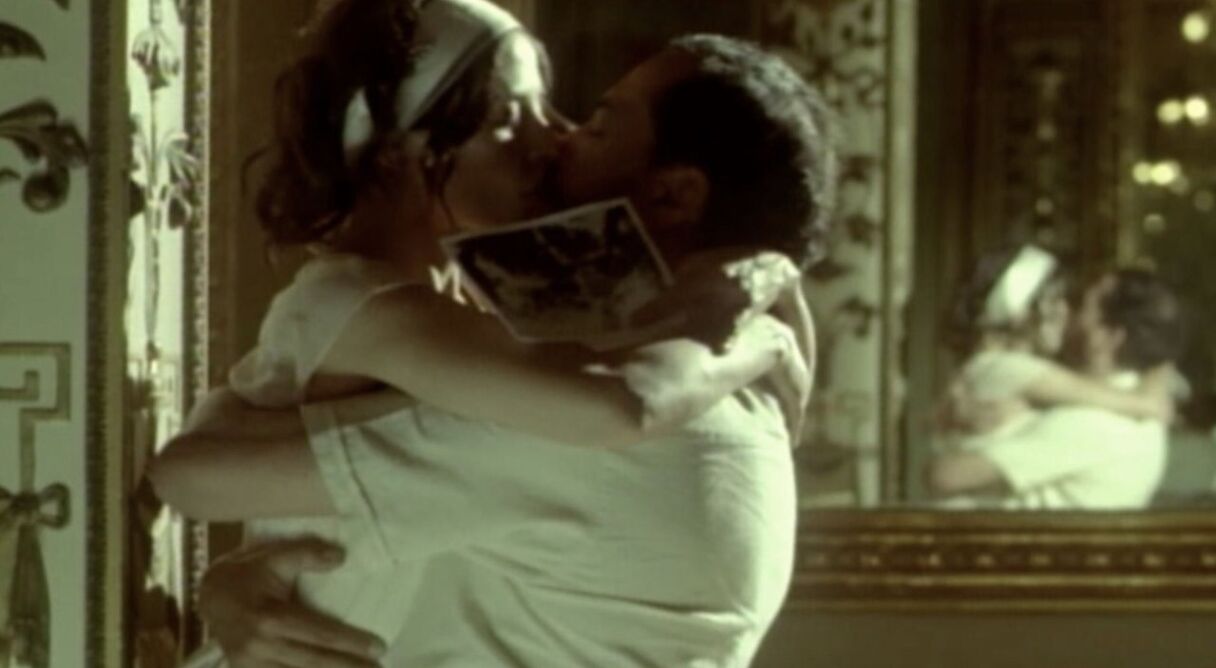 Chronicle of an instant