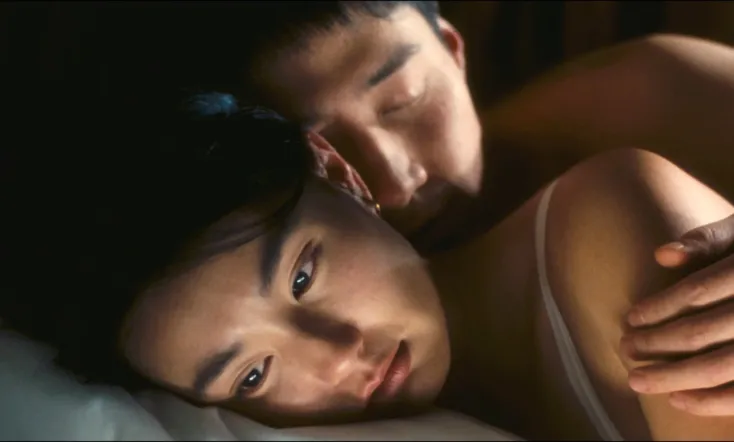 Comrades: Almost a Love Story