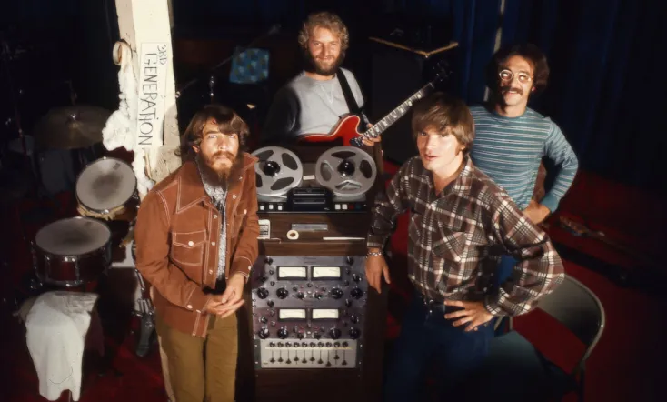 Creedance Clearwater Revival: Travelin' Band