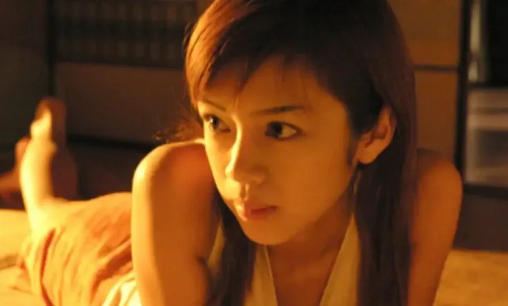 Cream Lemon: Ami on the Poolside