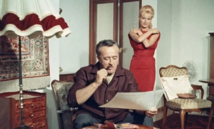 Das Mädchen mit dem Mini