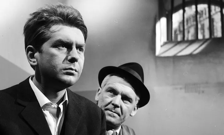 Der Mann mit der Maske