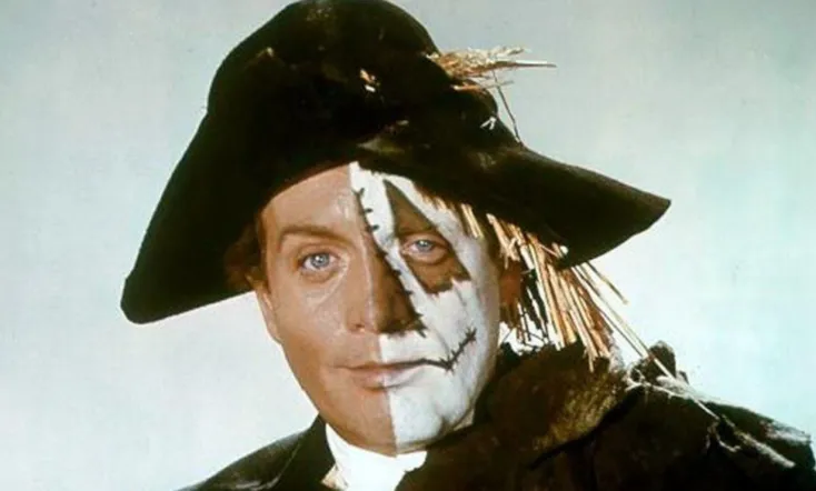 Dr. Syn, Alias the Scarecrow