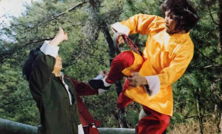 Eagle vs. Silver Fox