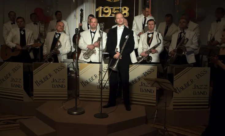 Eccentrics, the Sunny Side of the Street