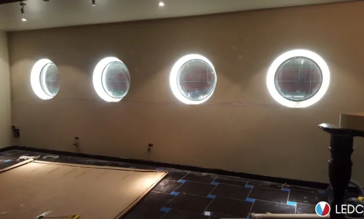 E guardo il mondo da un oblò