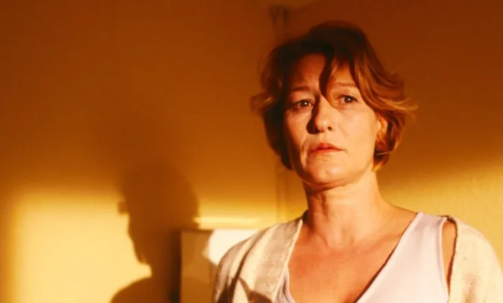 Ein einsames Haus am See