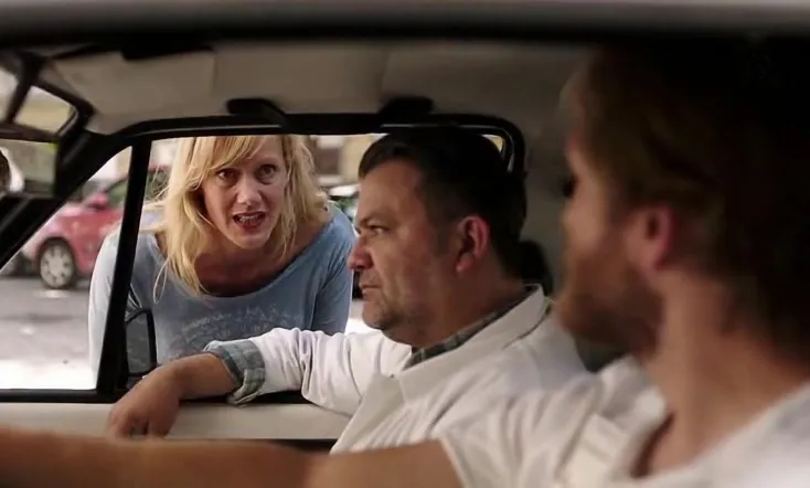 Eltern allein zu Haus: Frau Busche