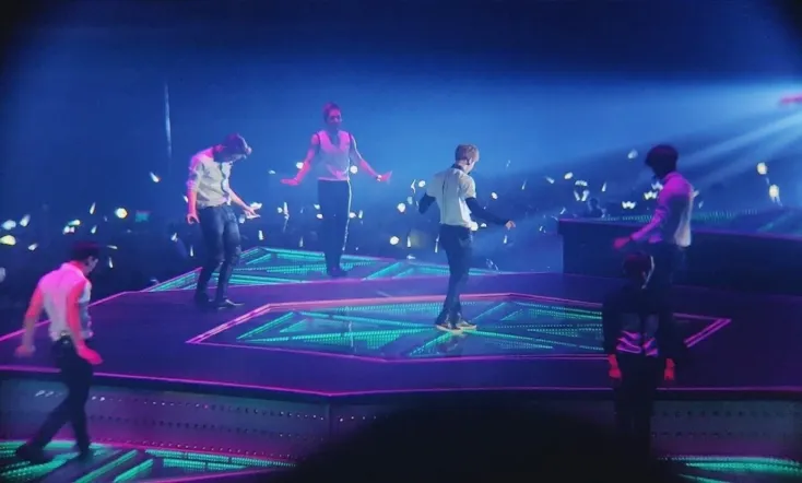 EXO PLANET #2 The EXO'luxion in Seoul