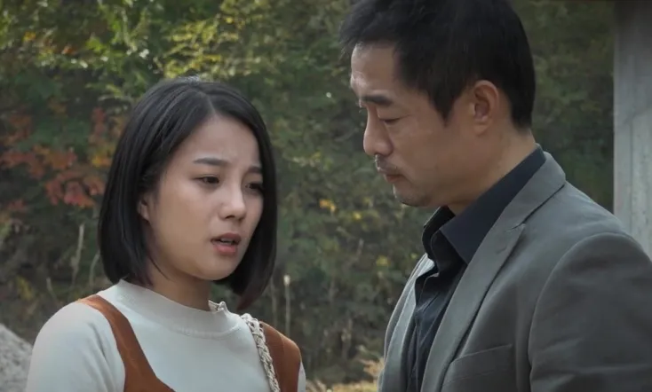 Father, Daughter and Her Friends