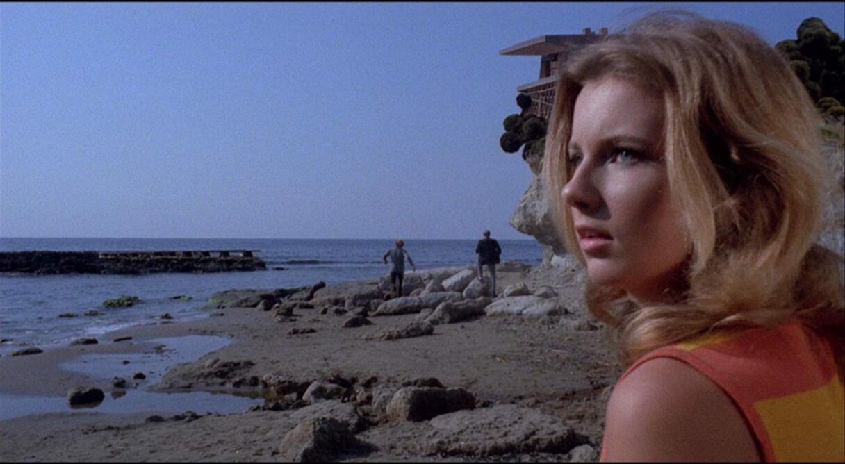 Five Dolls for an August Moon