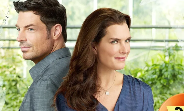 Flower Shop Mystery: Mum's the Word