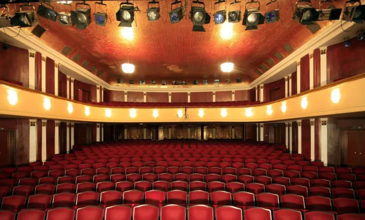 Fünf Im Doppelzimmer