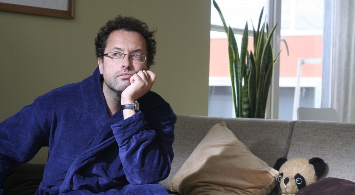 Frankie Is a Womanizer