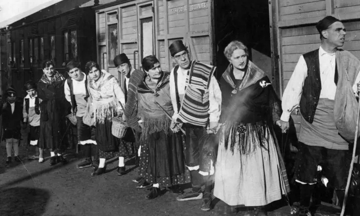 Giants and Big Heads