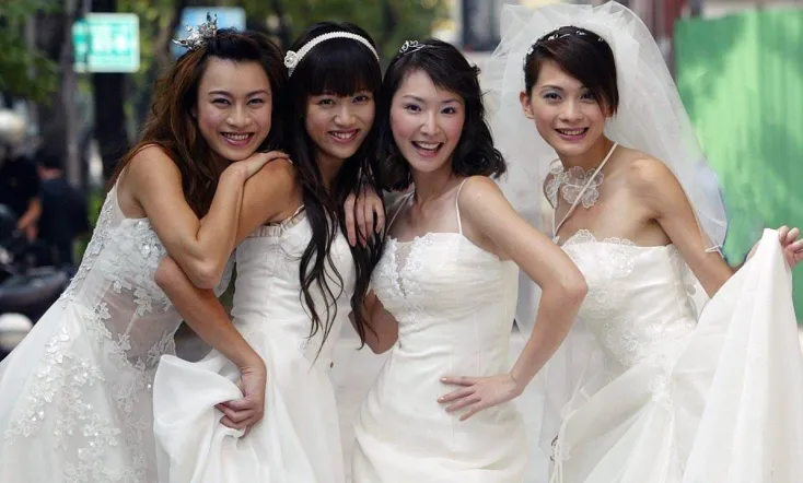 In Love with a Rich Girl