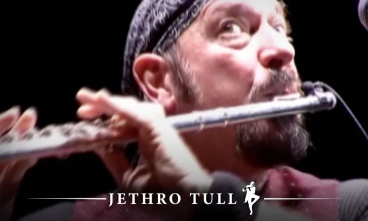 Jethro Tull: Living With The Past