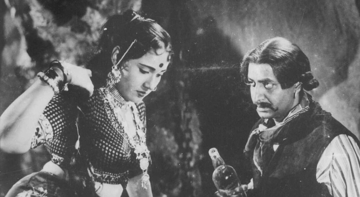 Jis Desh Mein Ganga Behti Hai