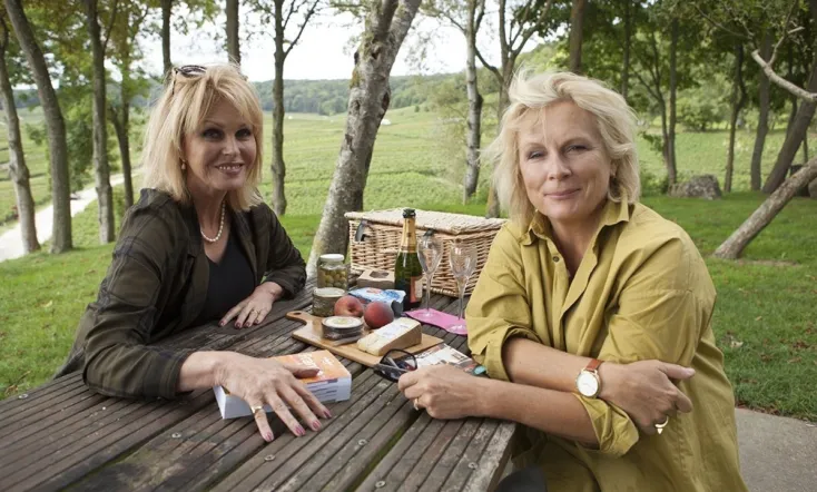 Joanna and Jennifer: Absolutely Champers