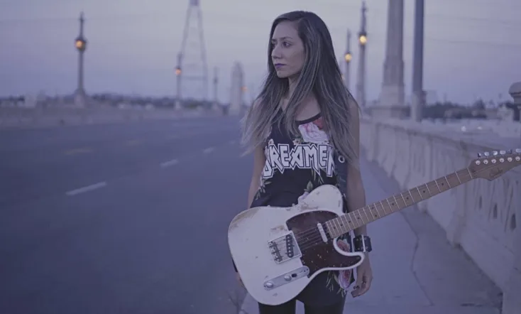 Lari Basilio - The Sound Of My Room