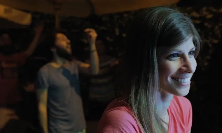 La ragazza, il dito e Alino