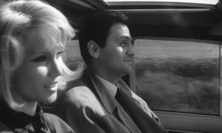 L'ennemi dans l'ombre