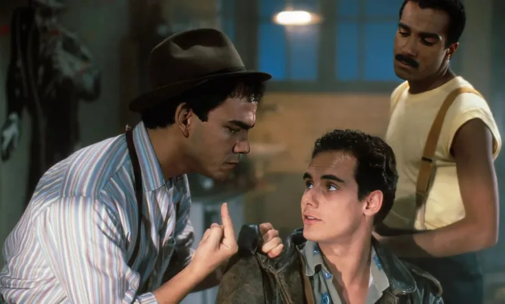 Le téléphone sonne toujours deux fois