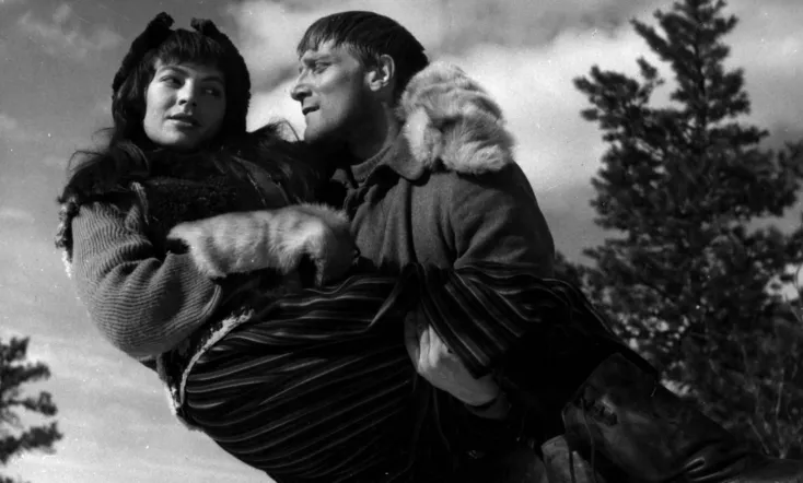 Lumisten metsien tyttö