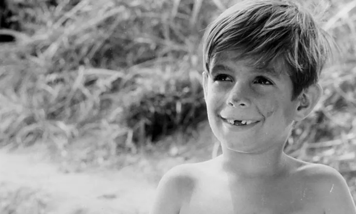 Menino da Calça Branca