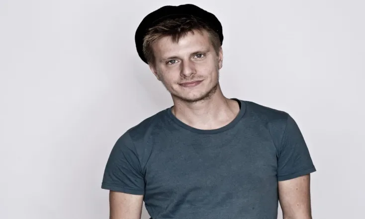 Moritz Neumeier - Kein scheiß Regenbogen