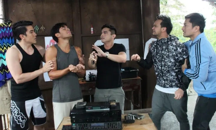 Moron 5 and the Crying Lady