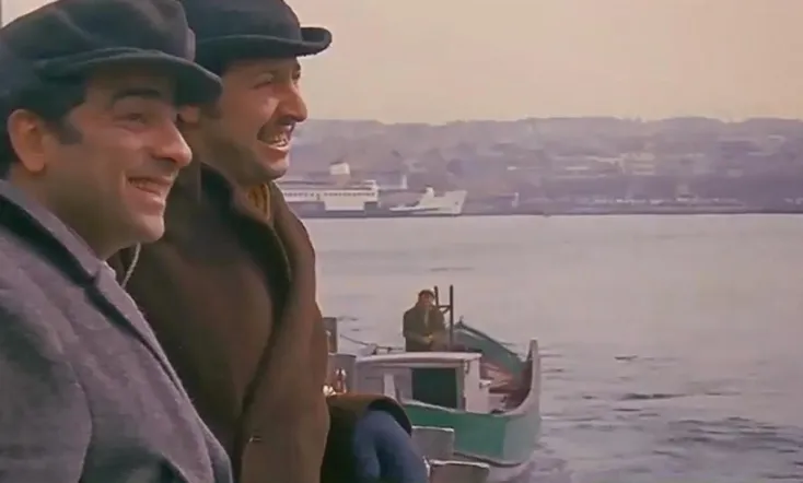 Nereye Bakıyor Bu Adamlar