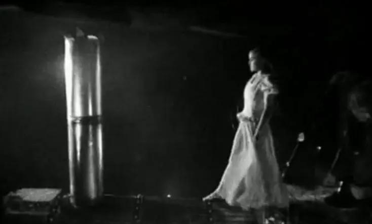 Odilon Redon or The Eye Like a Strange Balloon Mounts Toward Infinity