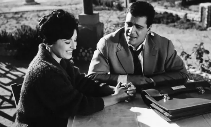 Πλούσιοι Χωρίς Λεφτά