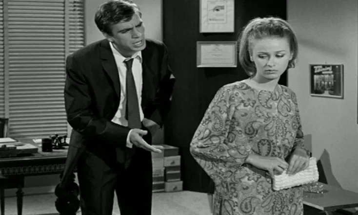 Τα δύο Πόδια σ' ένα Παπούτσι