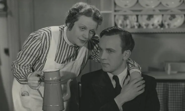 Pas paa svinget i Solby