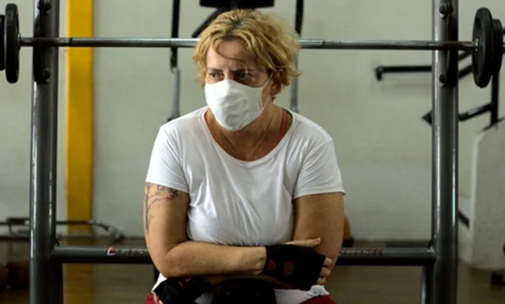 Pequena Flor de Ameixa: Raiz