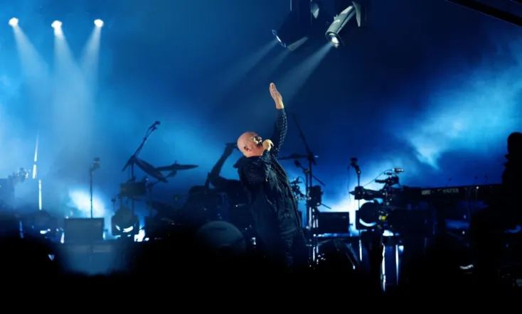 Peter Gabriel: Back To Front