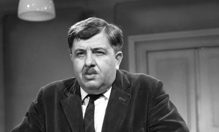 Proklatě váhavý svědek