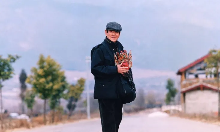 Riding Alone for Thousands of Miles