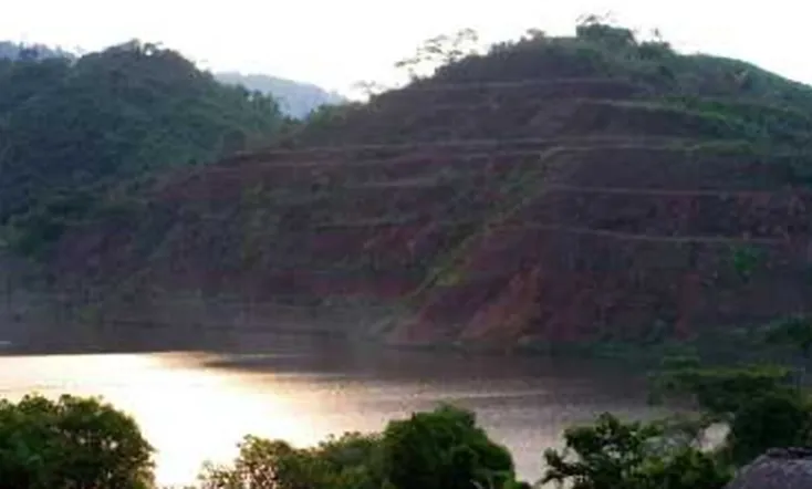 Serra Pelada: The Legend of the Gold Mountain