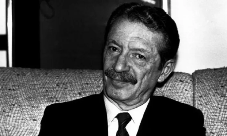 Shapour Bakhtiar - 37 Days