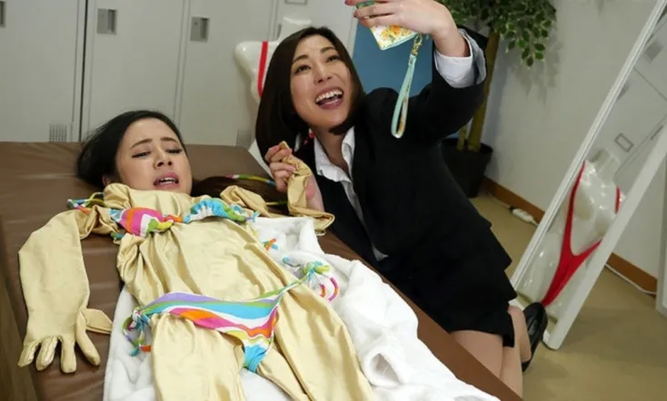 Skin To Bring About A Male-To-Female Gender Swap. Five Hours of Highlights.